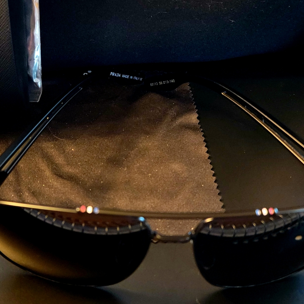 Men's Prada Sunglasses - Picture 3 of 3